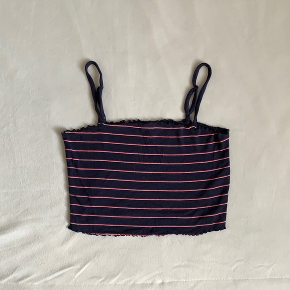 Cropped Tank Top - Picture 1 of 2